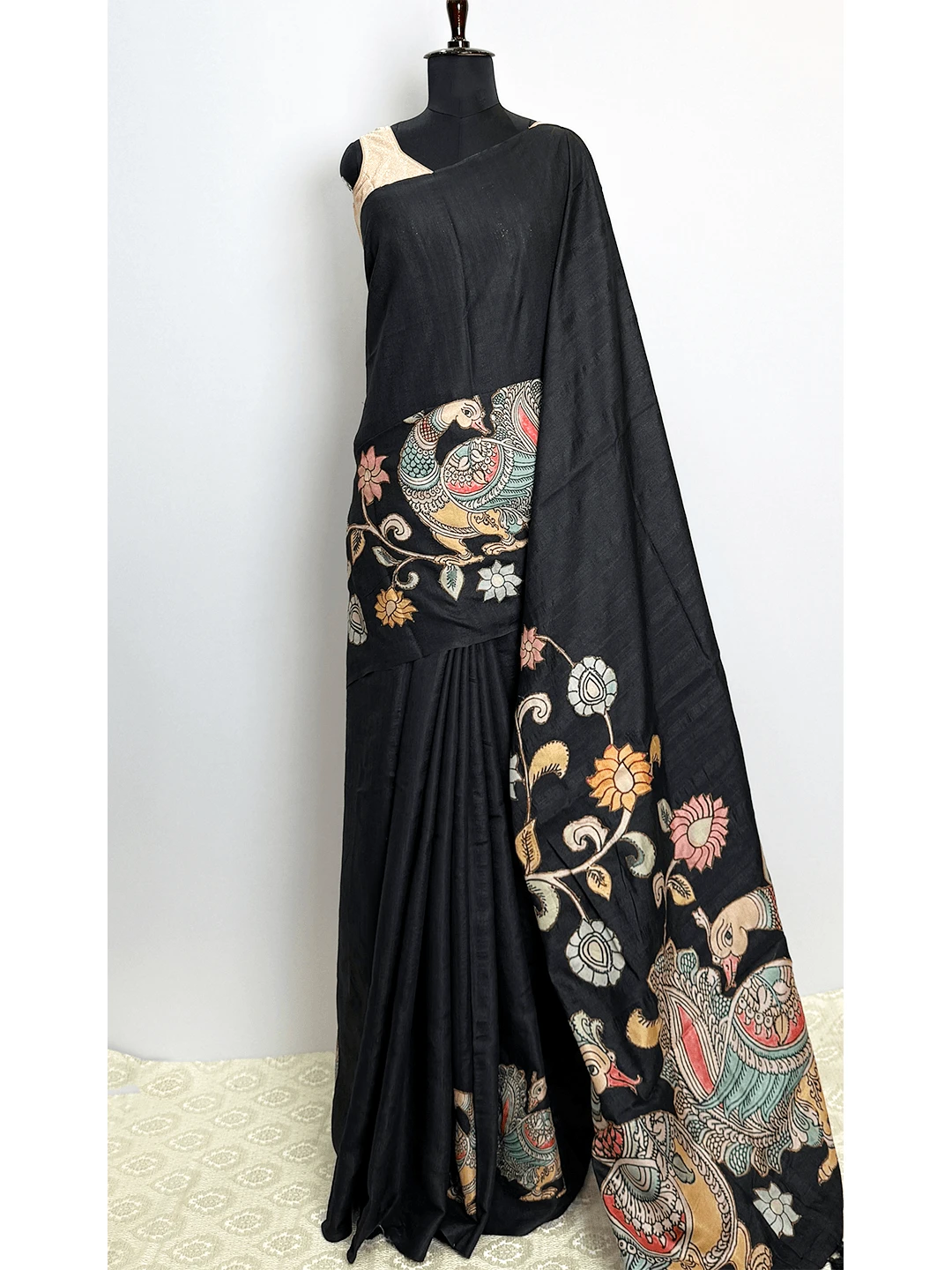 Tussar Aplic Printed Sare - Black Colour - QS242943