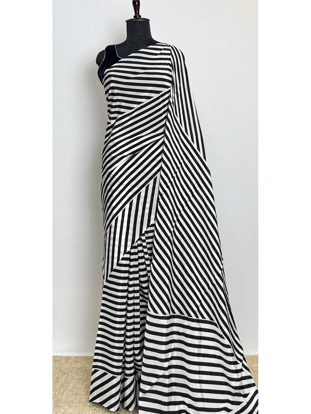 Satin Printed Aditya Birla Fabric - White & Black Colour - QS213580