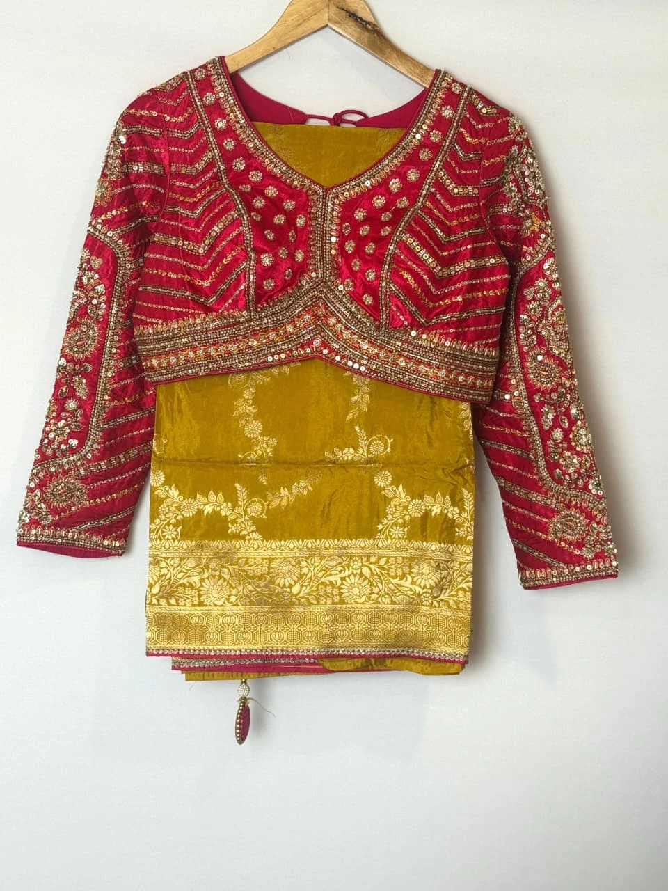 Banarasi Saree With Ready Blouse Olive Green Colour QS262294