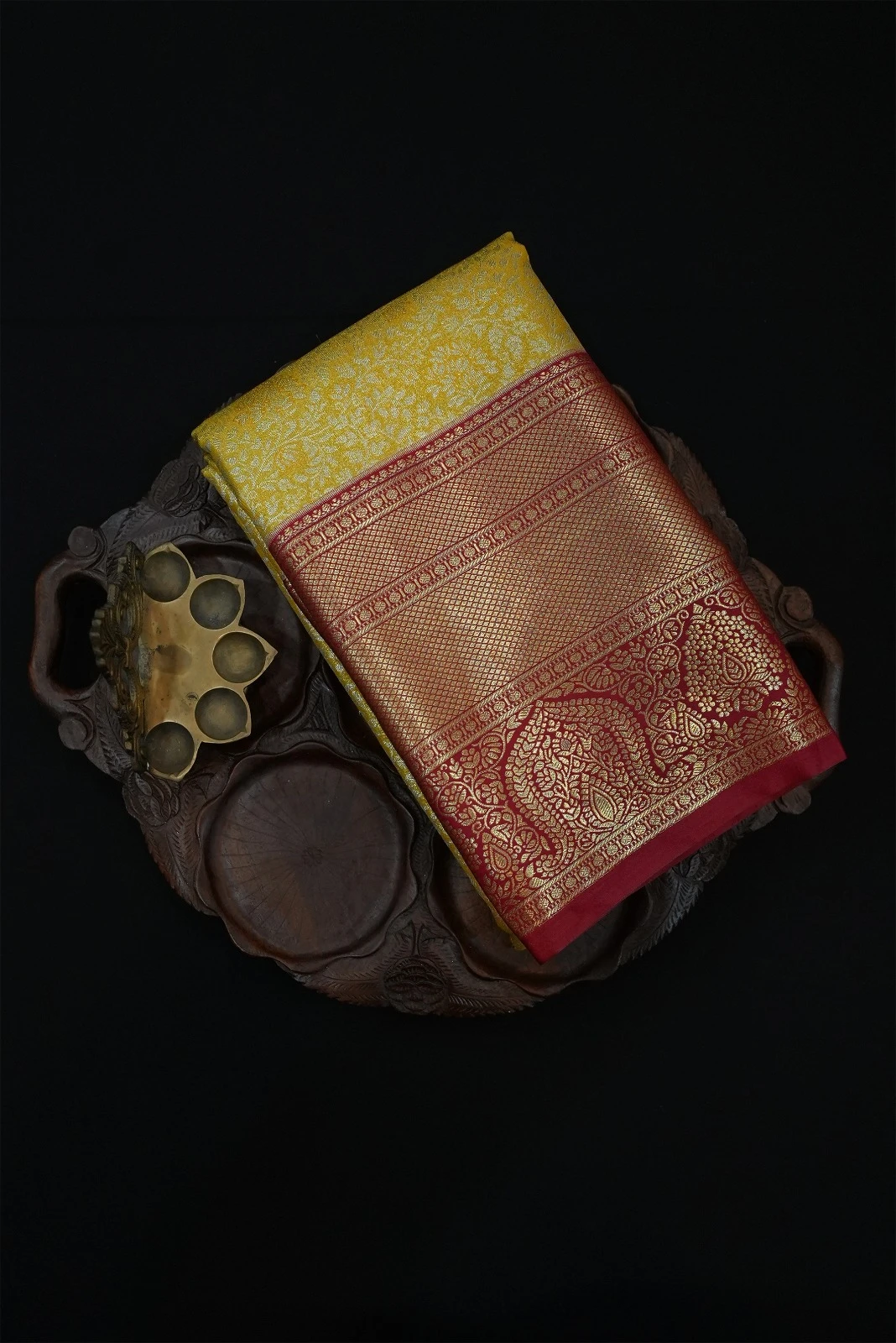 Tissue Brocade  Saree - Yellow With Red Border QS235704