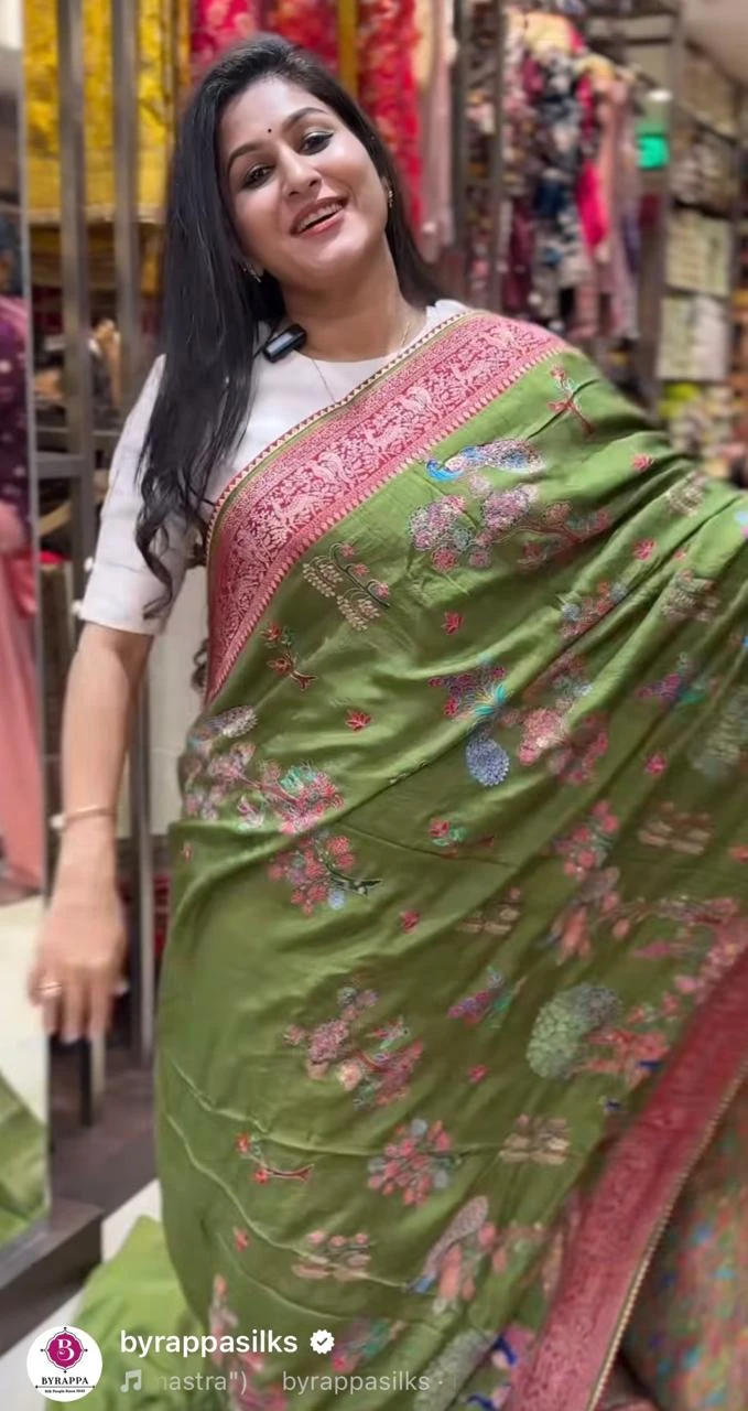 Banarasi Silk with Peacock Green QS252170