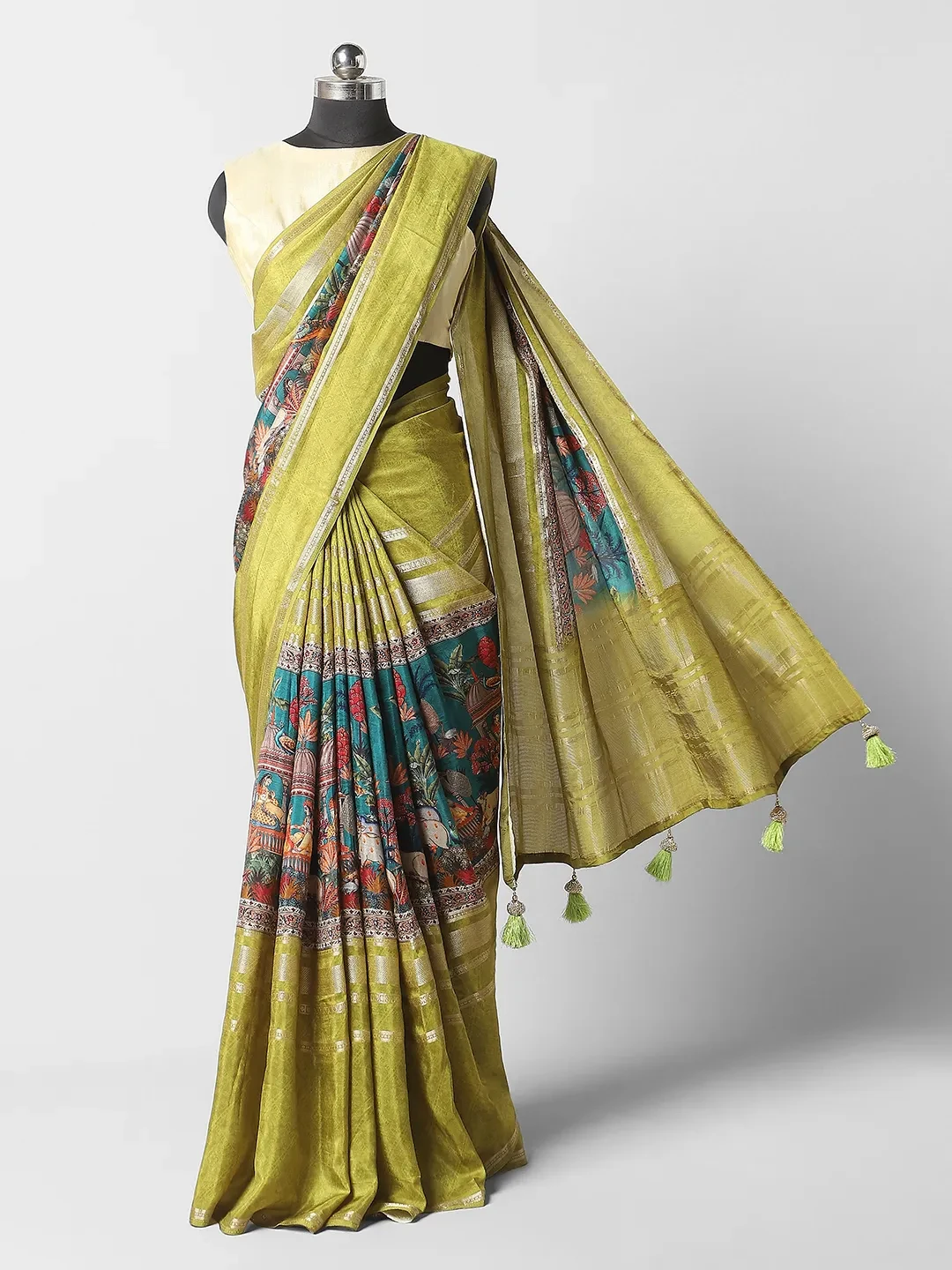 Semi Crape Saree With Green Shade QI202551