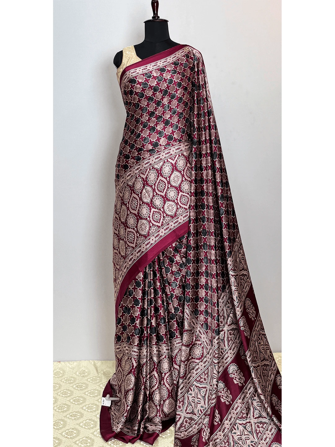 Fancy Printed Saree - Maroon Colour - QS215483