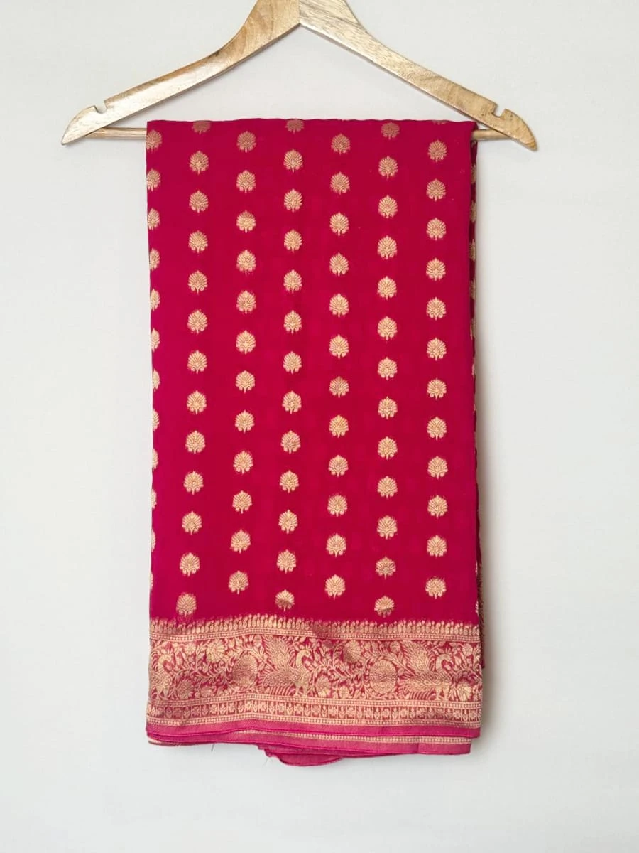 Navaratri khadhi Georgette Pink Saree With All-over Small leaf Bootis motifs QS259237