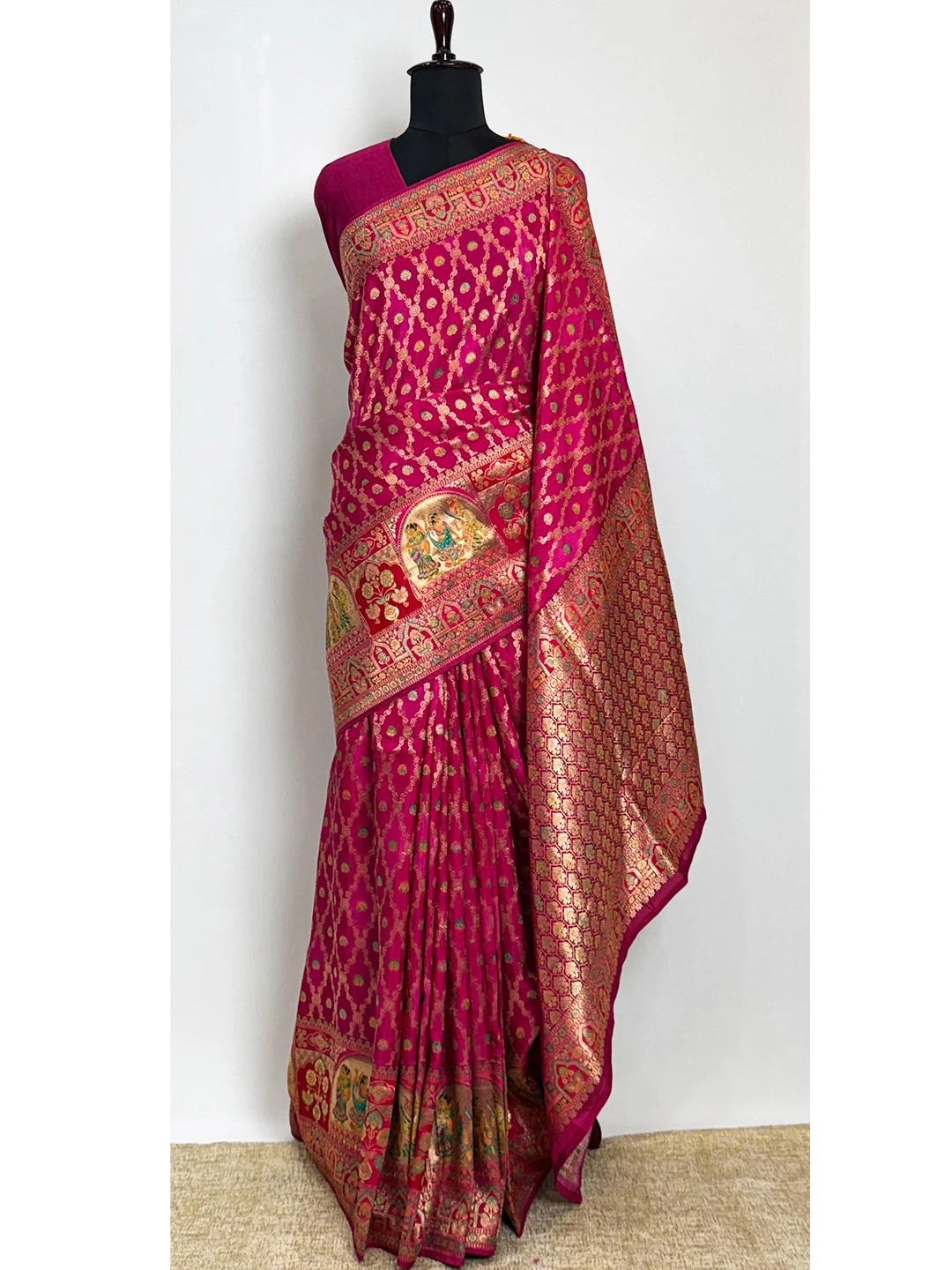 Pashmina Printed Saree -Banarasi Crape Pink Colour QS208413