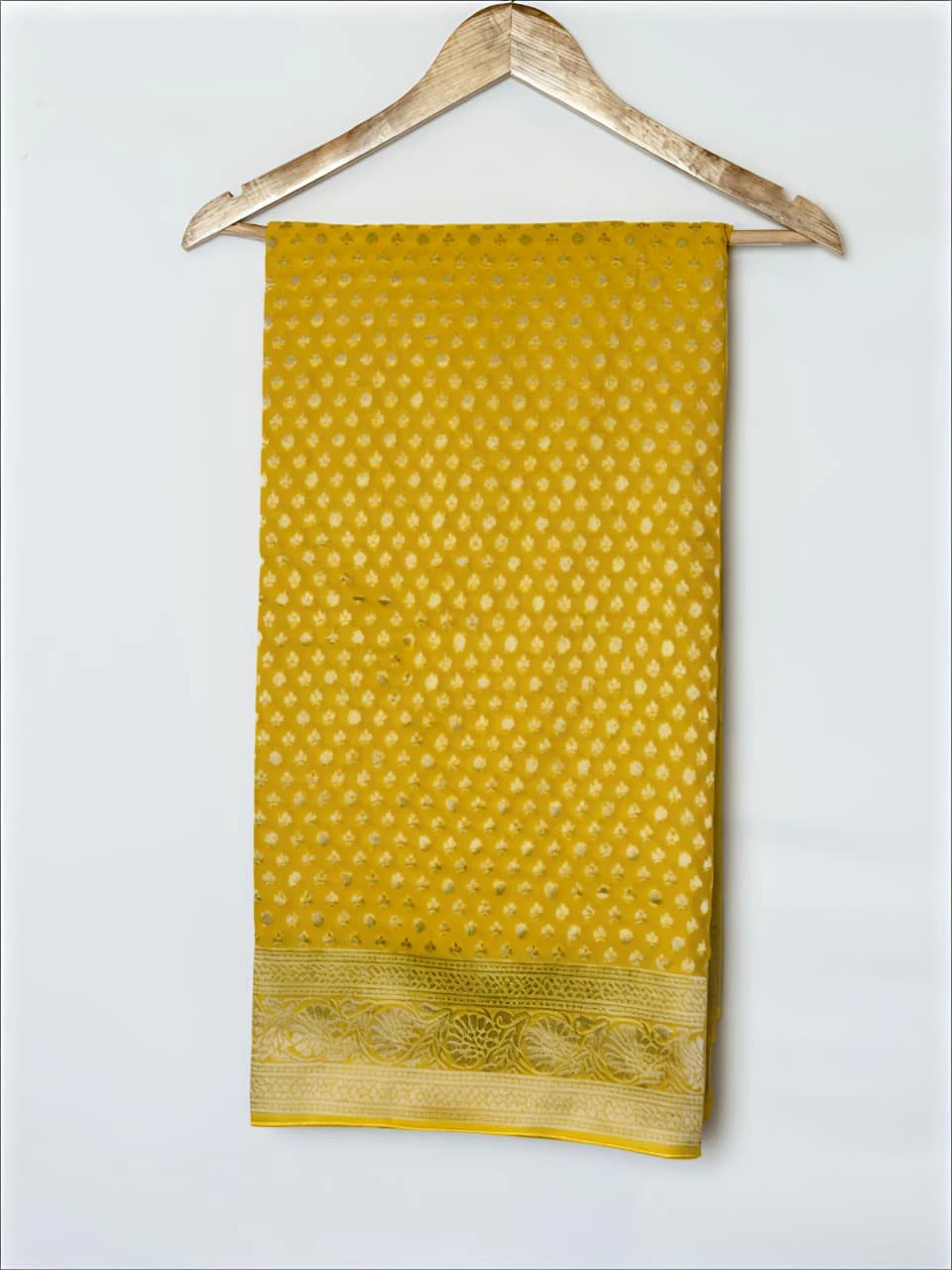 Navaratri khadhi Georgette Mustard Yellow Saree With All-over Small leaf Bootis motifs QS257994