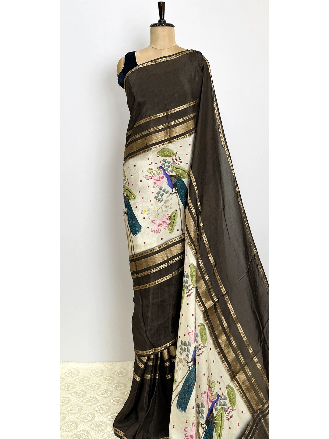 Semi-Crape Printed Saree - Cream With Maroon Colour - QS214425