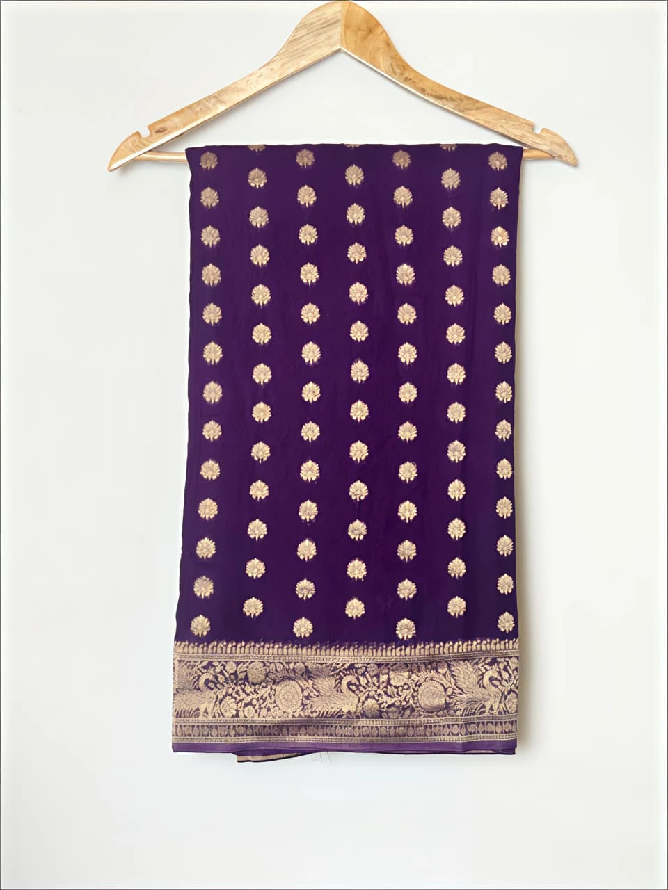 Navaratri khadhi Georgette Purple Saree With All-over Small leaf Bootis motifs QS259232