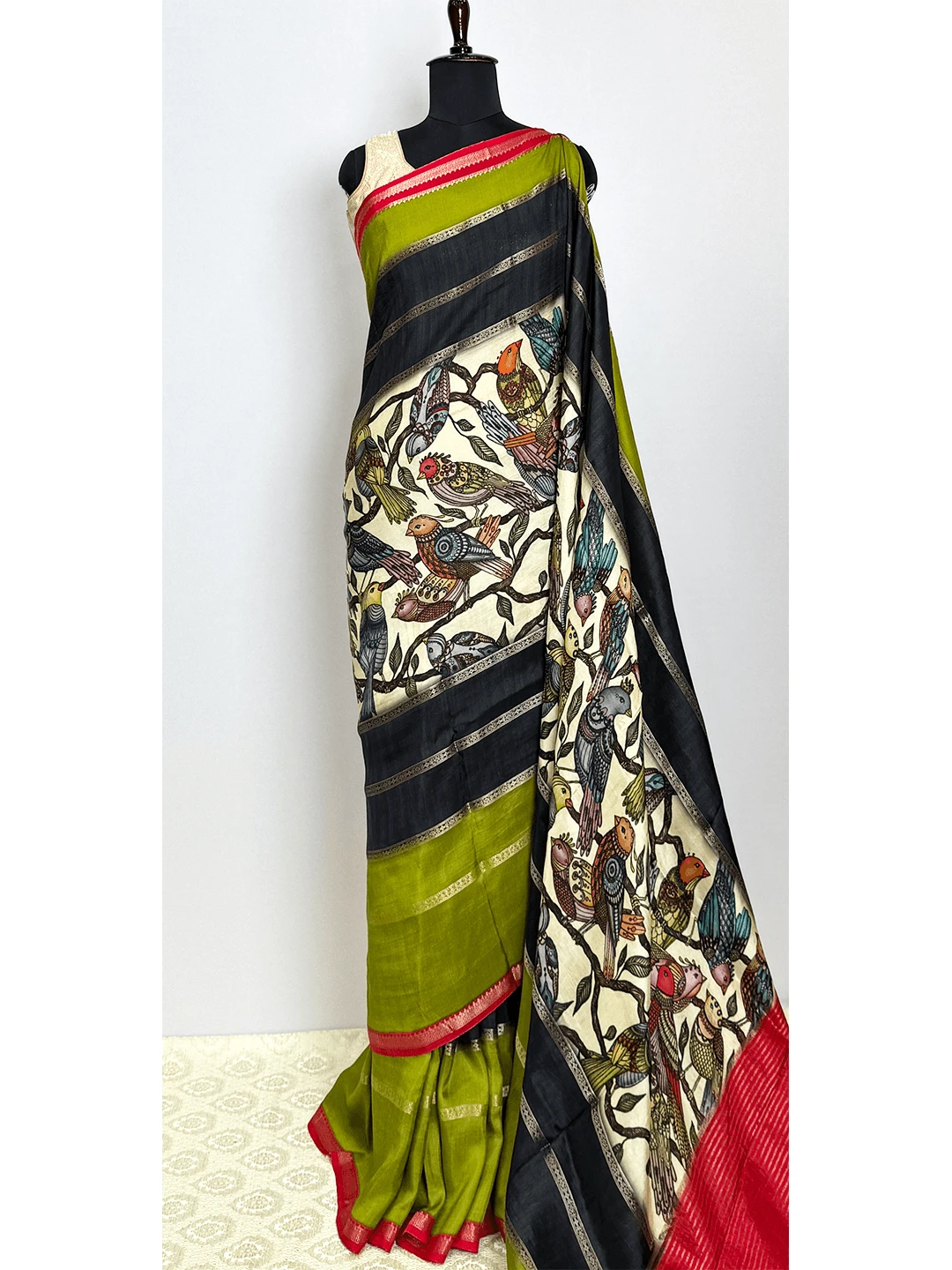 Semi-Crape Printed Saree - Green & Black Colour - QS214475
